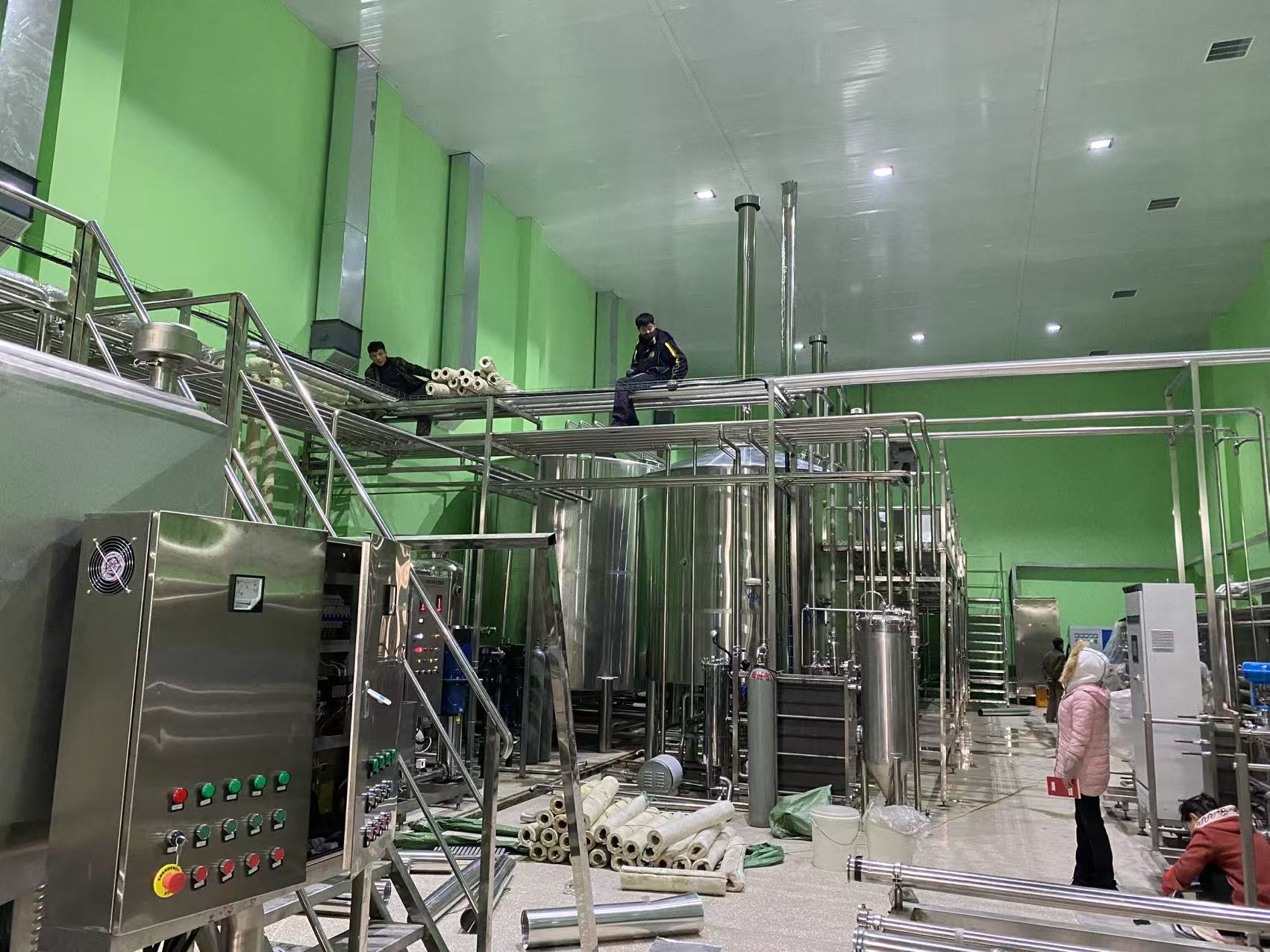 乳山精酿啤酒设备厂—精酿啤酒设备制造：传承工艺与创新科技的交融